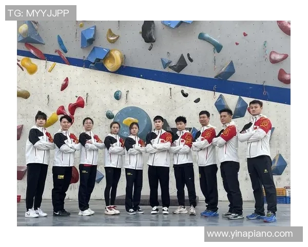 中国攀岩队历史性夺得世界杯团体冠军 开创攀岩新篇章