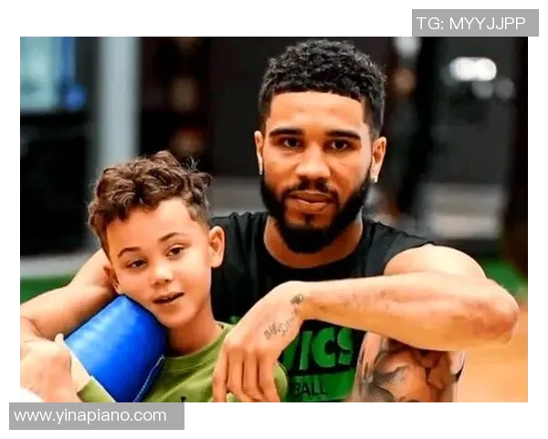 塔图姆通过社媒公开回应争议事件 强调自己的立场与态度 塔图姆通过社媒公开回应争议事件 强调自己的立场与态度